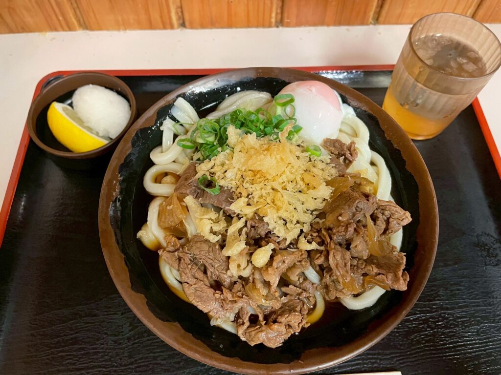 肉うどんの写真